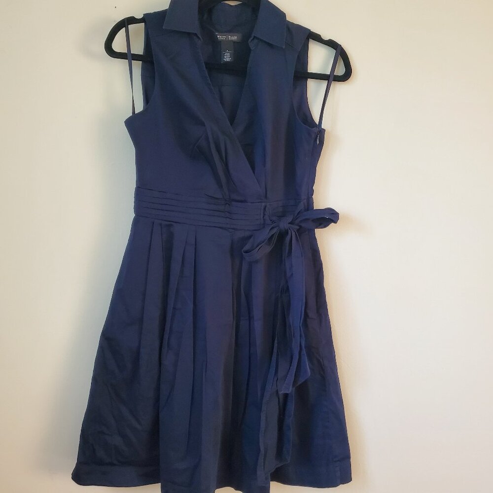White House Black Market, Navy Sleeveless Dress - Size 4 | Classic Fit & Flare B
